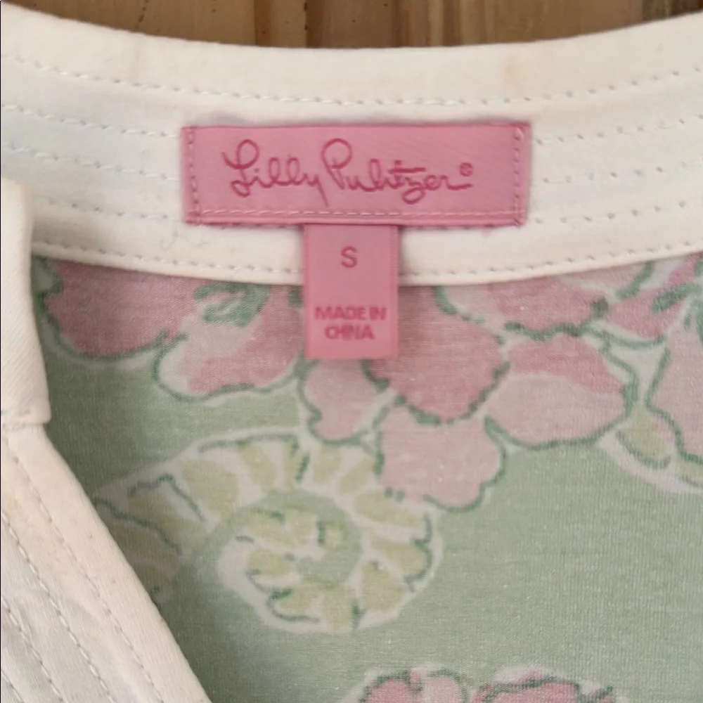 NWOT Lilly Pulitzer Green and Pink Floral Tunic - Picture 3 of 6